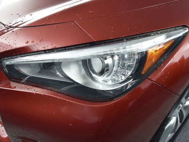 Used 2016 INFINITI Q50 Premium image 10