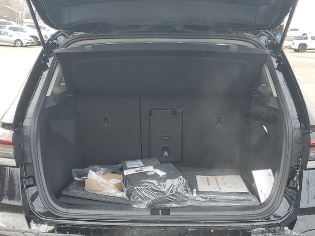 New 2026 Volkswagen Taos SEL AWD/4WD image 8