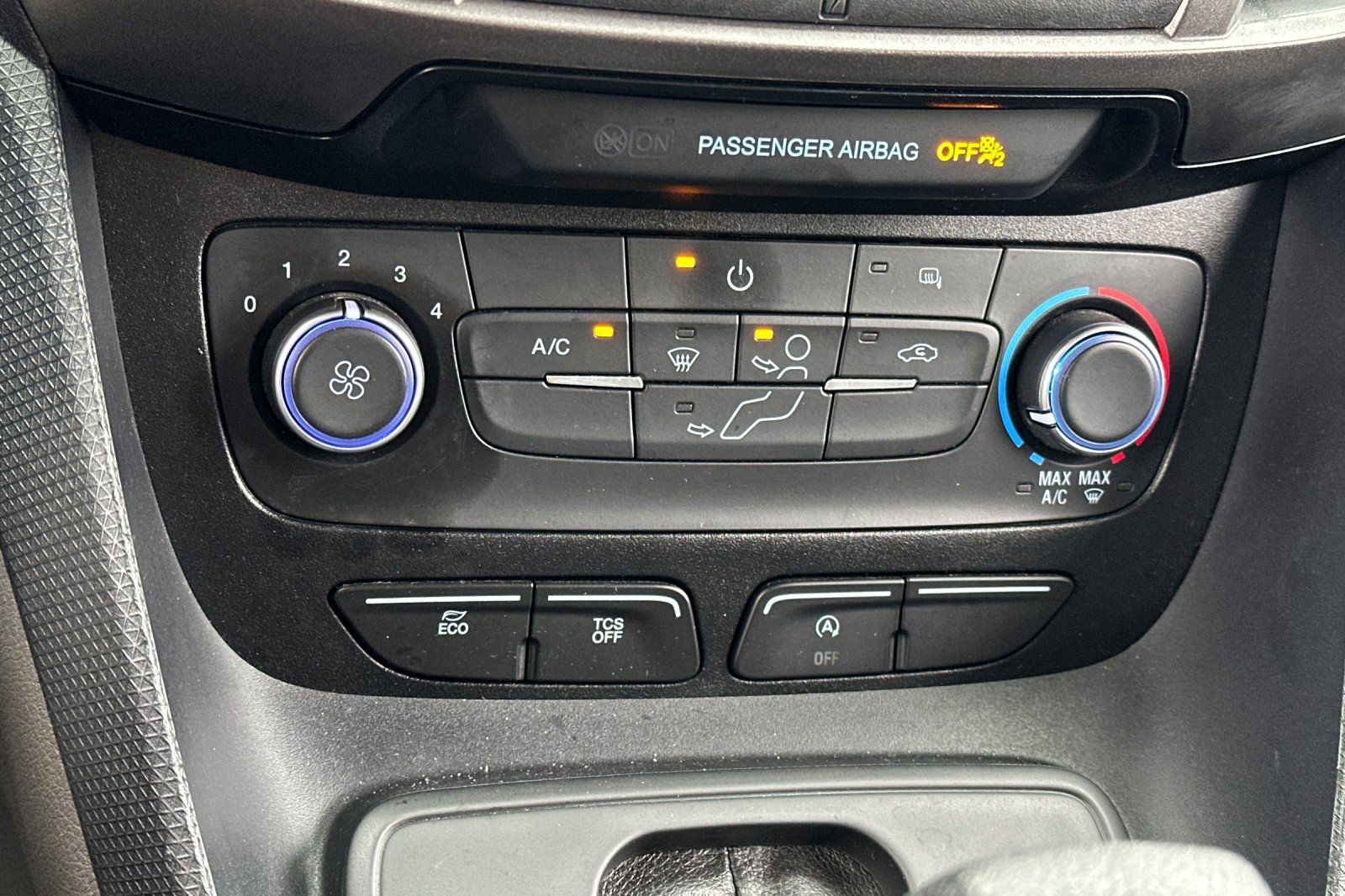 Used 2023 Ford Transit Connect XLT FWD image 19