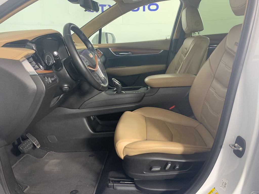 Used 2019 Cadillac XT5 Platinum AWD/4WD image 15