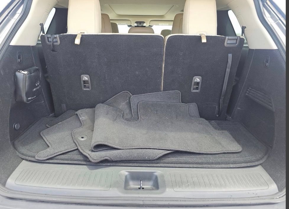 Certified 2024 INFINITI QX60 Luxe w/ Cargo Package FWD image 5