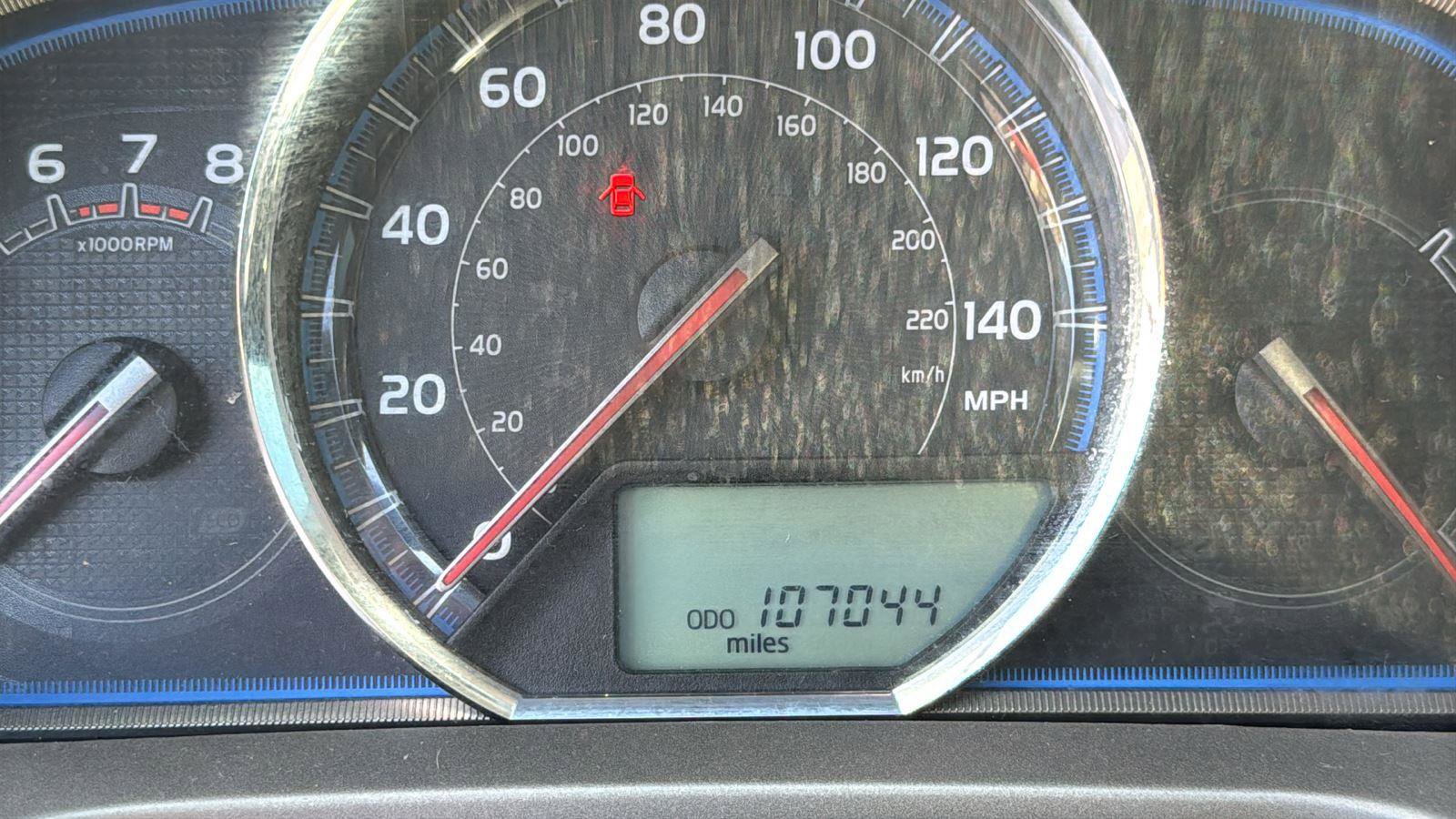 Used 2014 Toyota RAV4 Limited image 13