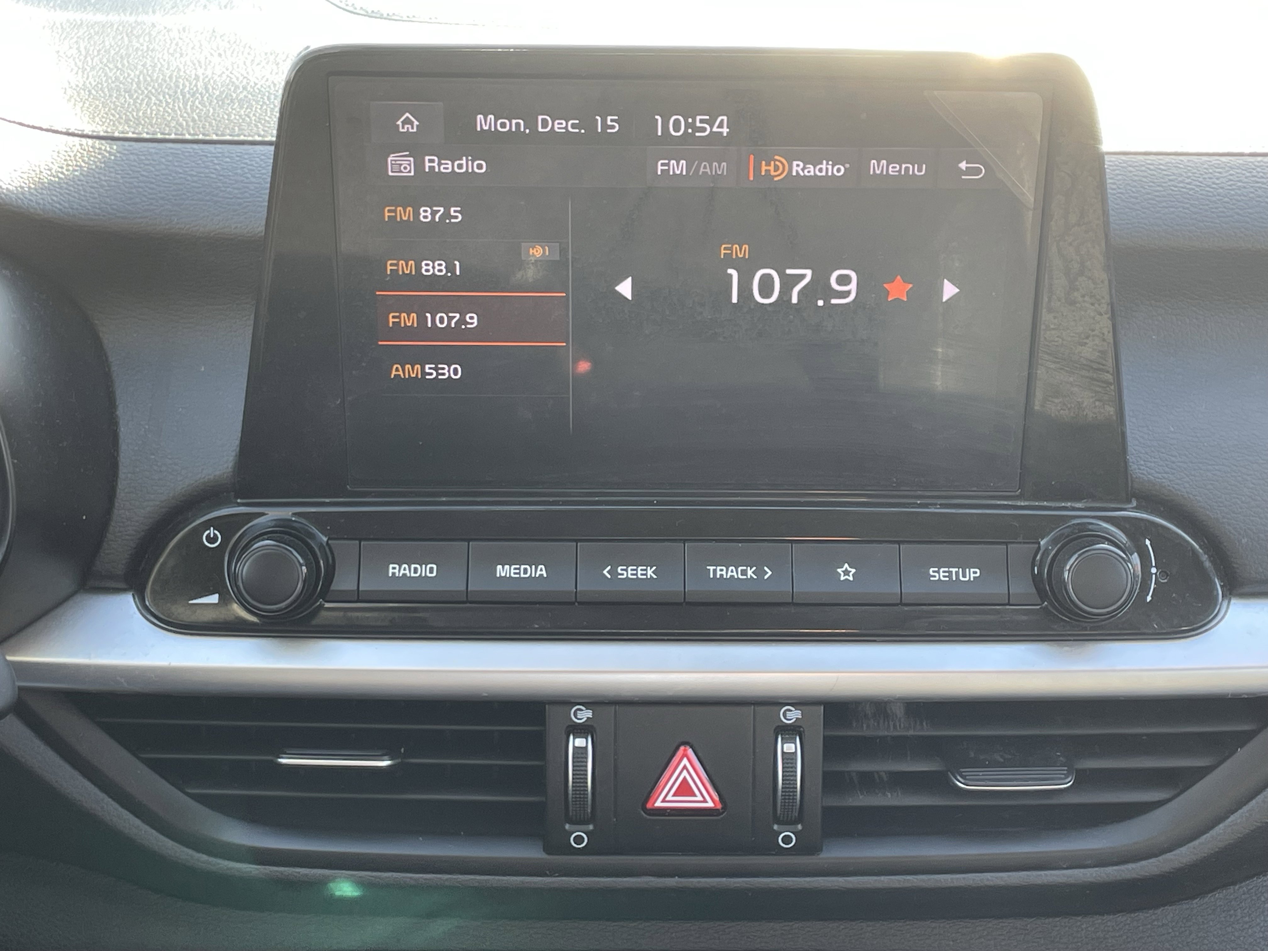 Certified 2024 Kia Forte LXS w/ LXS Technology Package image 23