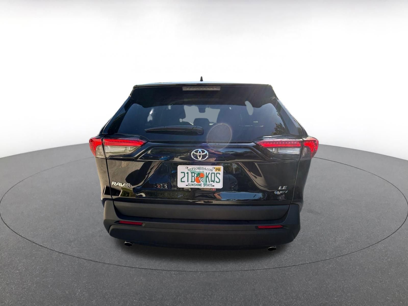 Used 2025 Toyota RAV4 LE image 20