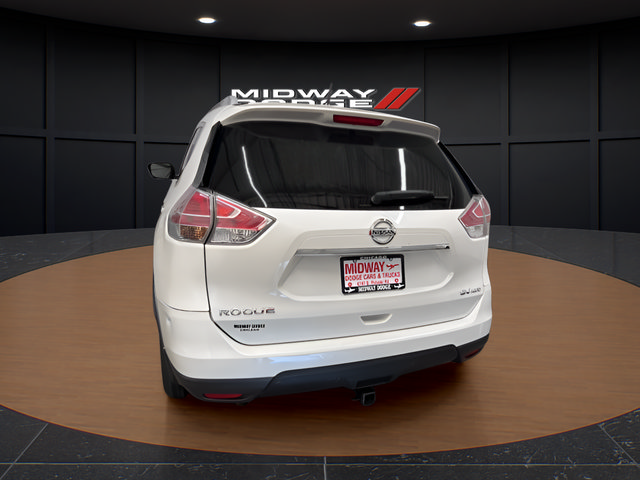 Used 2016 Nissan Rogue SV AWD/4WD image 6