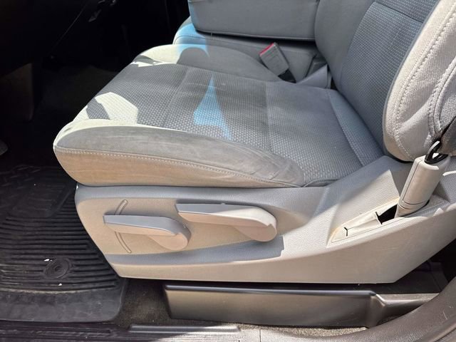 Used 2018 Chevrolet Silverado 1500 Custom w/ Custom Value Package RWD image 23