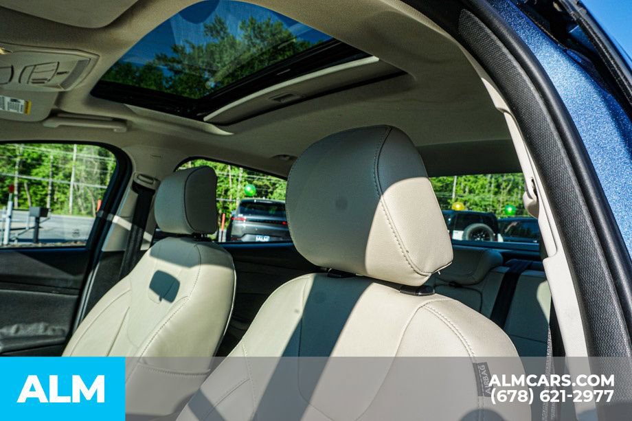 Used 2018 Ford Focus Titanium image 19