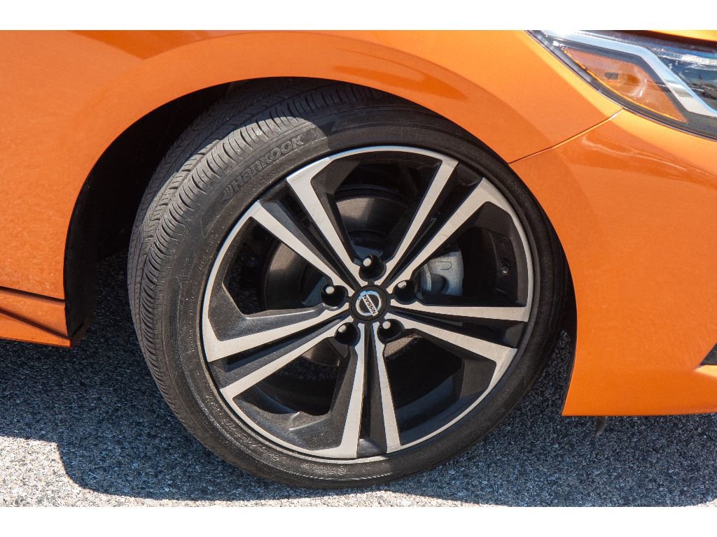 Used 2023 Nissan Sentra SR w/ SR Premium Package FWD image 28