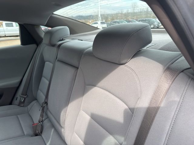 Used 2024 Chevrolet Malibu LT image 35
