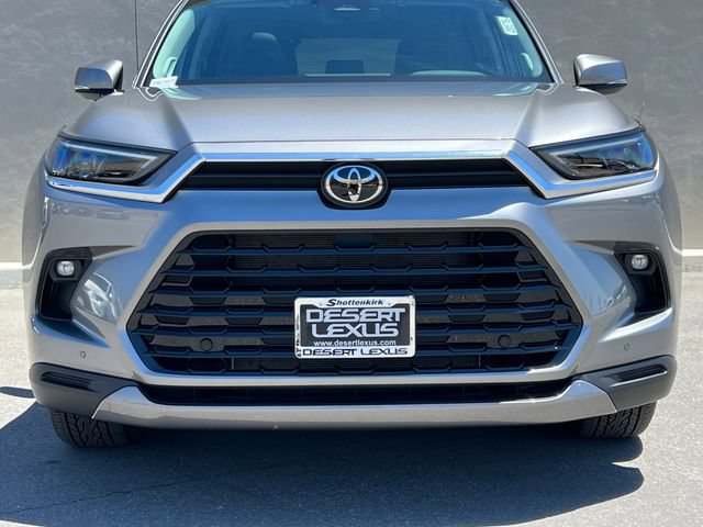 Used 2026 Toyota Grand Highlander FWD image 4