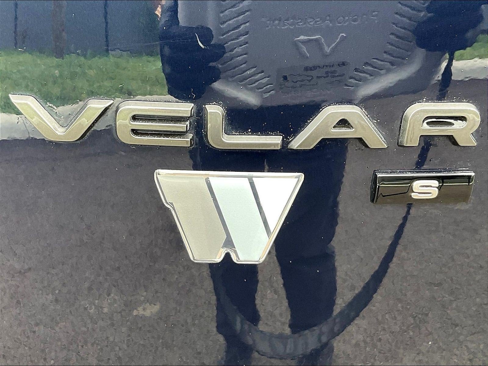 Used 2021 Land Rover Range Rover Velar R-Dynamic S AWD/4WD image 24