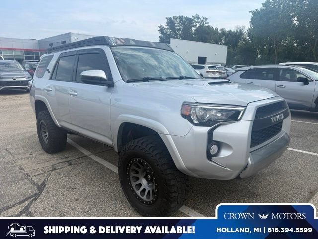 Used 2019 Toyota 4Runner TRD Off-Road AWD/4WD video 1