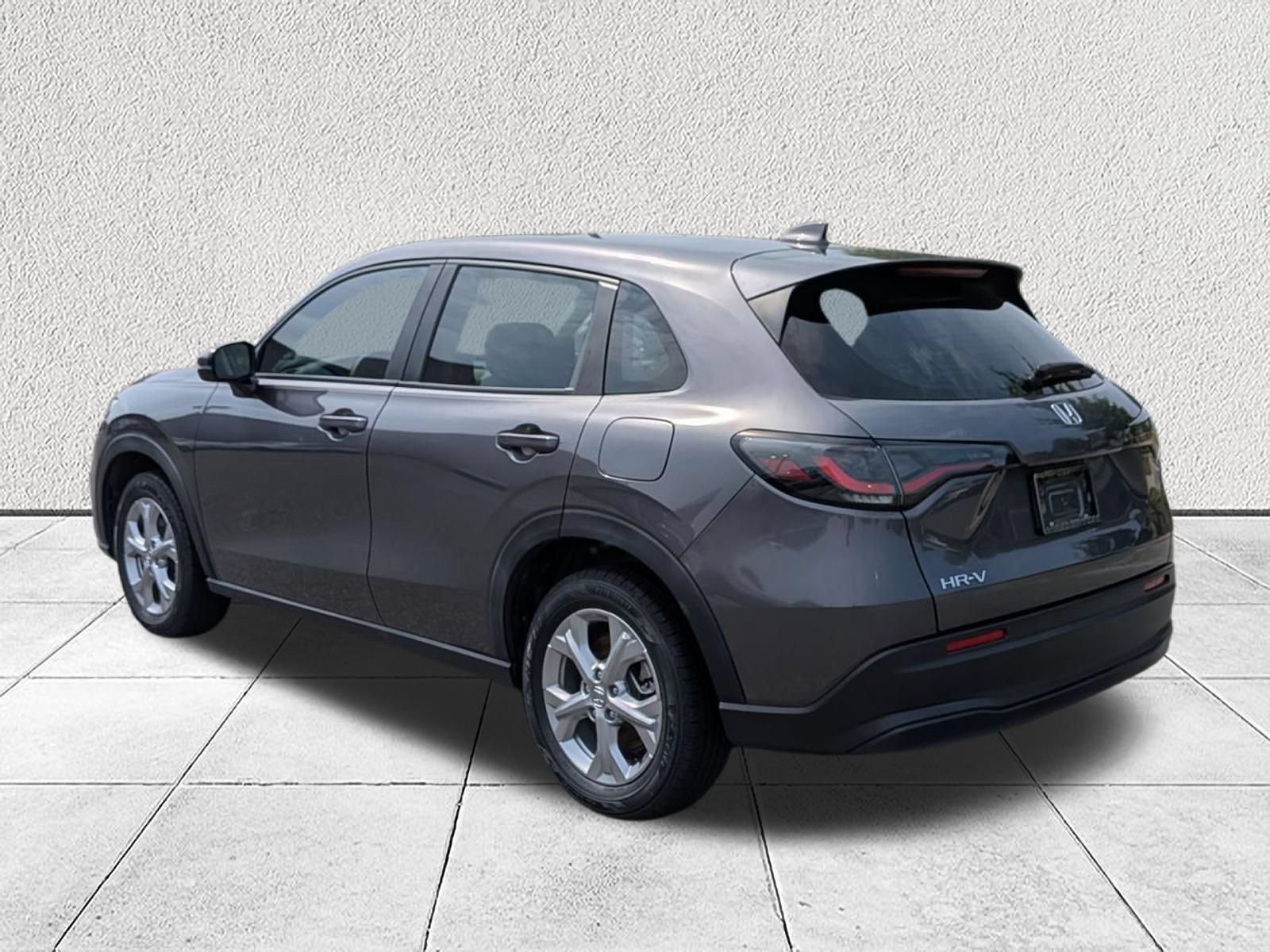 Used 2024 Honda HR-V LX image 5