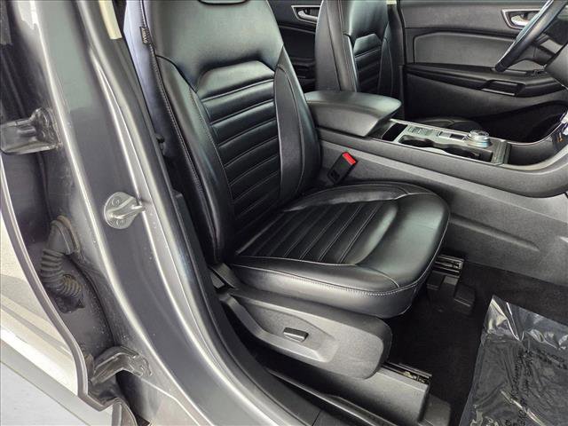 Used 2022 Ford Edge SEL image 19