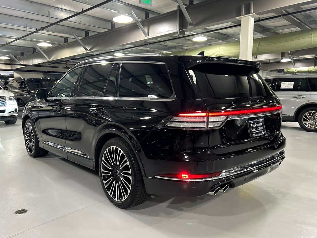 Used 2023 Lincoln Aviator Black Label w/ Dynamic Handling Package AWD/4WD image 4