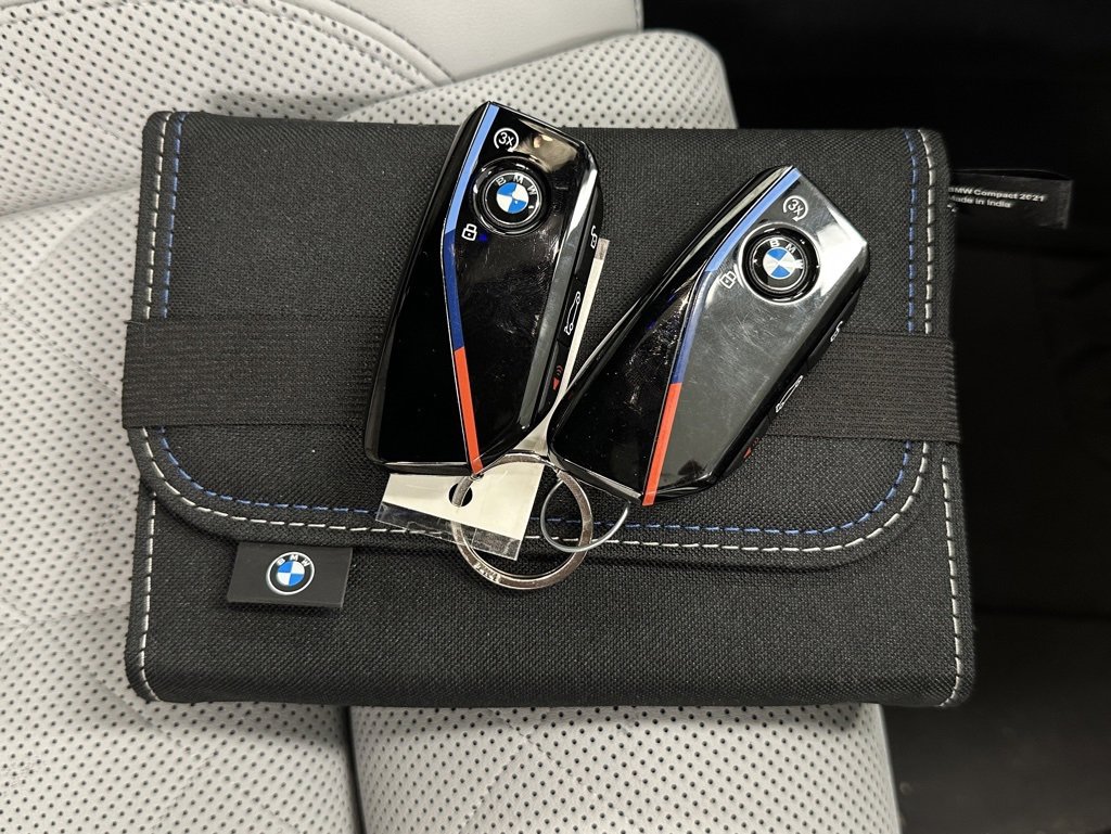 Used 2025 BMW X5 M60i image 42