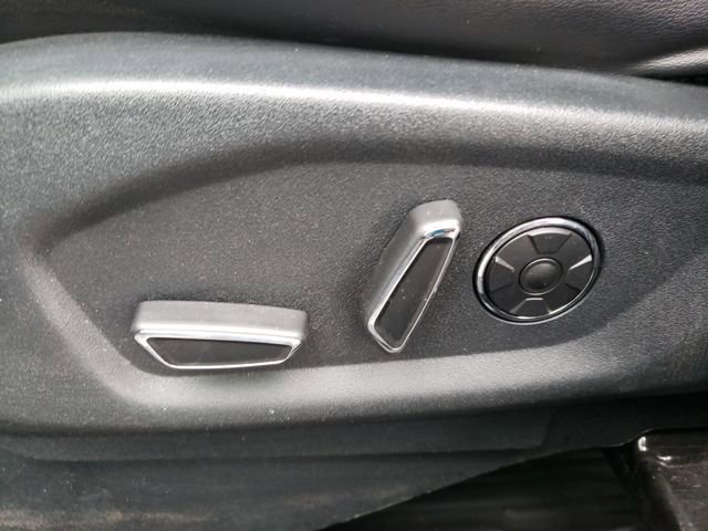 Used 2018 Ford Explorer Platinum image 18