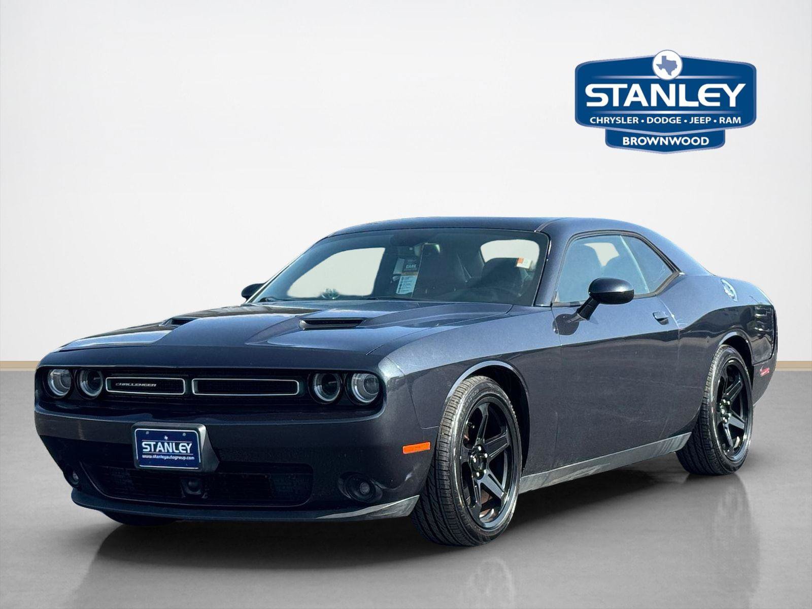 Used 2016 Dodge Challenger SXT Plus RWD image 5