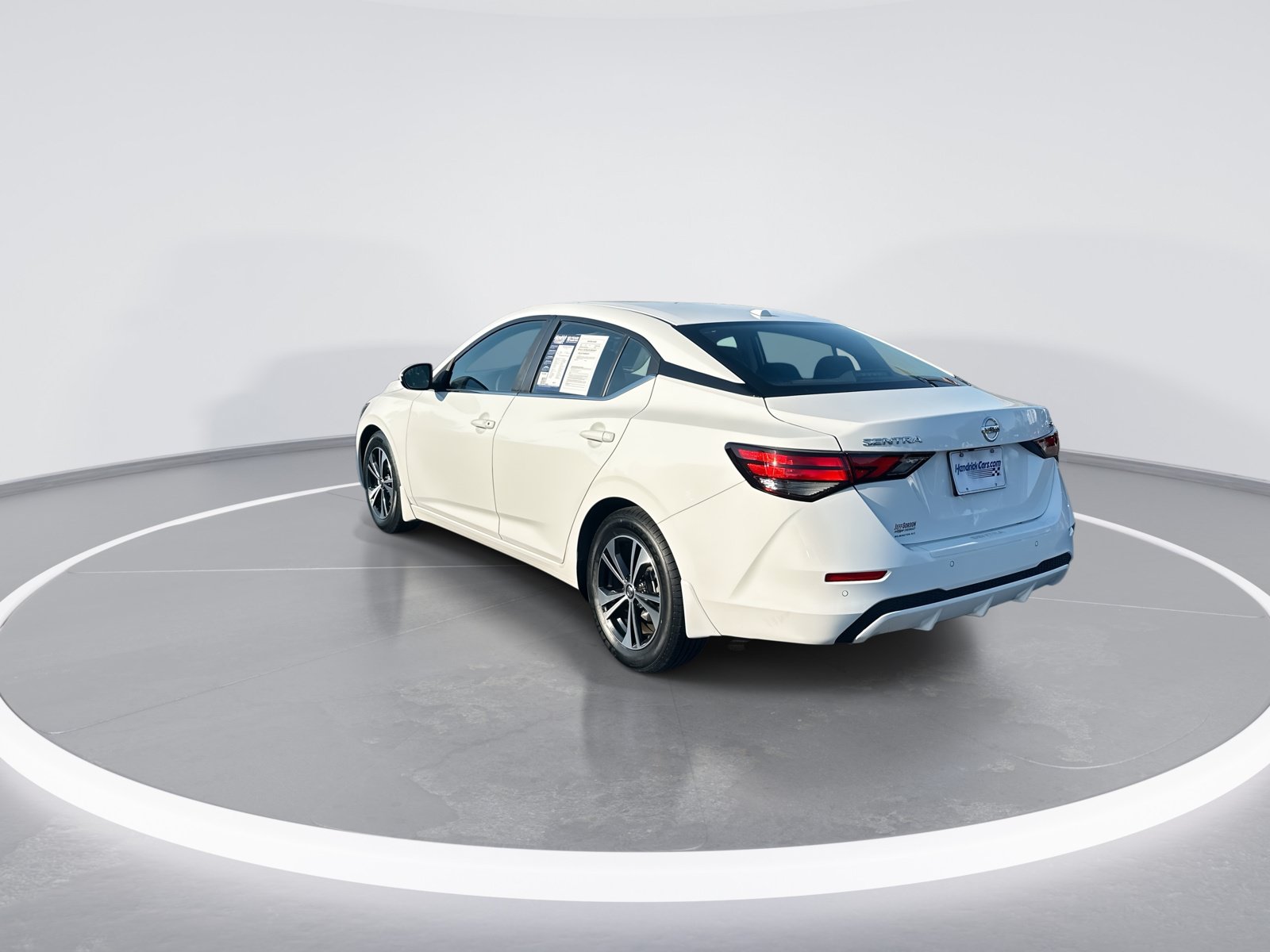 Used 2023 Nissan Sentra SV FWD image 7