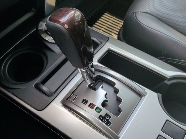 Used 2024 Toyota 4Runner Limited AWD/4WD image 28