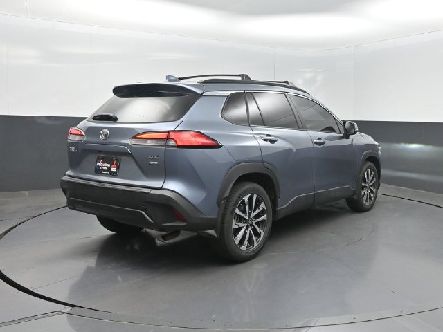Used 2024 Toyota Corolla Cross XLE w/ Convenience Package AWD/4WD image 30