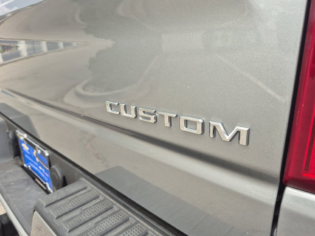 Certified 2025 Chevrolet Silverado 1500 Custom AWD/4WD image 14