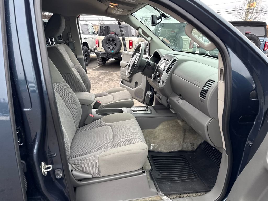 Used 2017 Nissan Frontier SV w/ SV Value Truck Package image 24