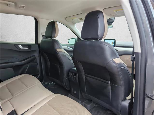 Used 2022 Ford Escape SEL image 17