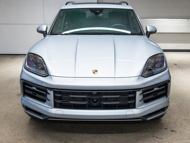 Used 2026 Porsche Cayenne S image 9
