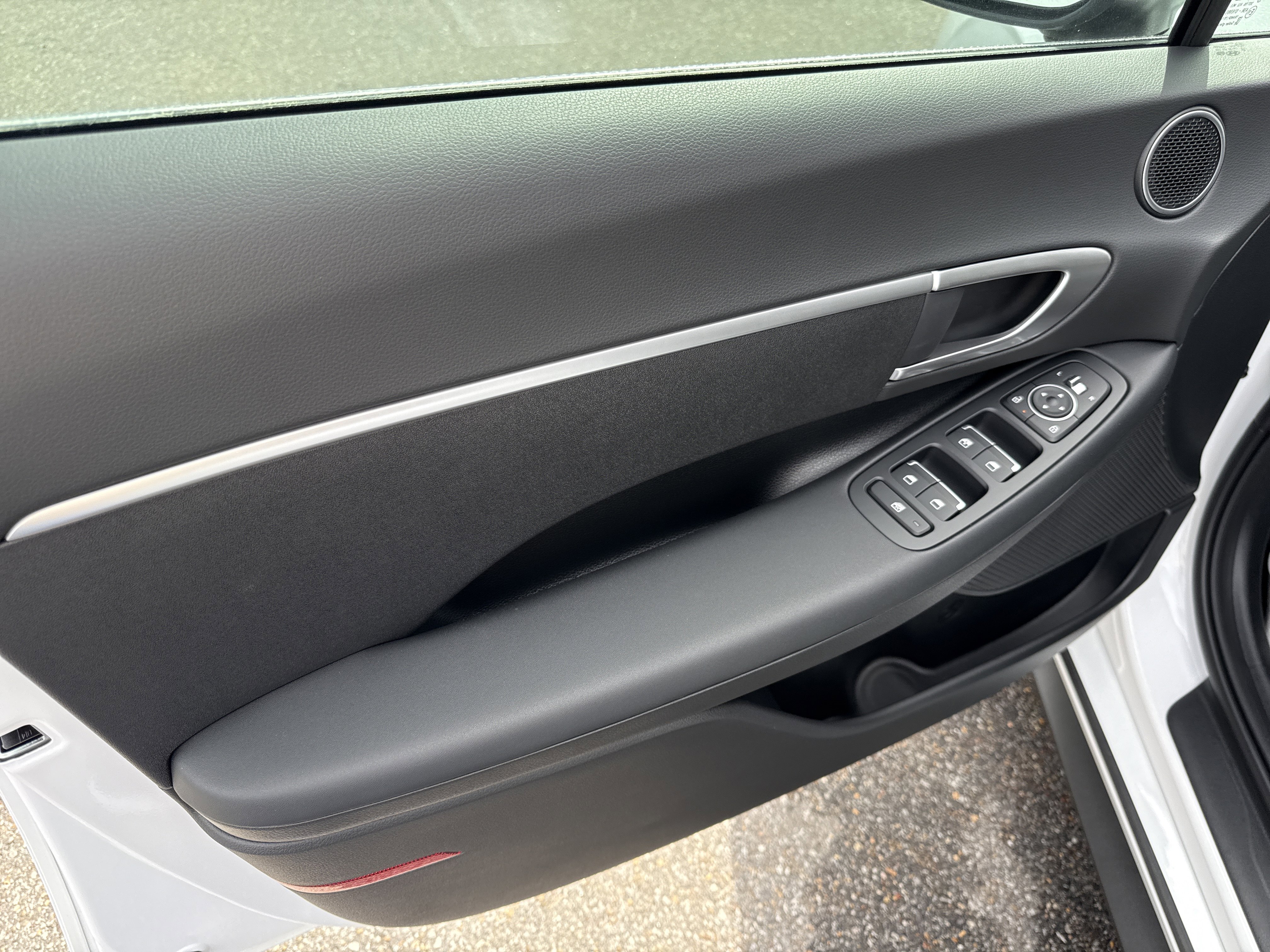 New 2026 Hyundai Sonata SE FWD image 7