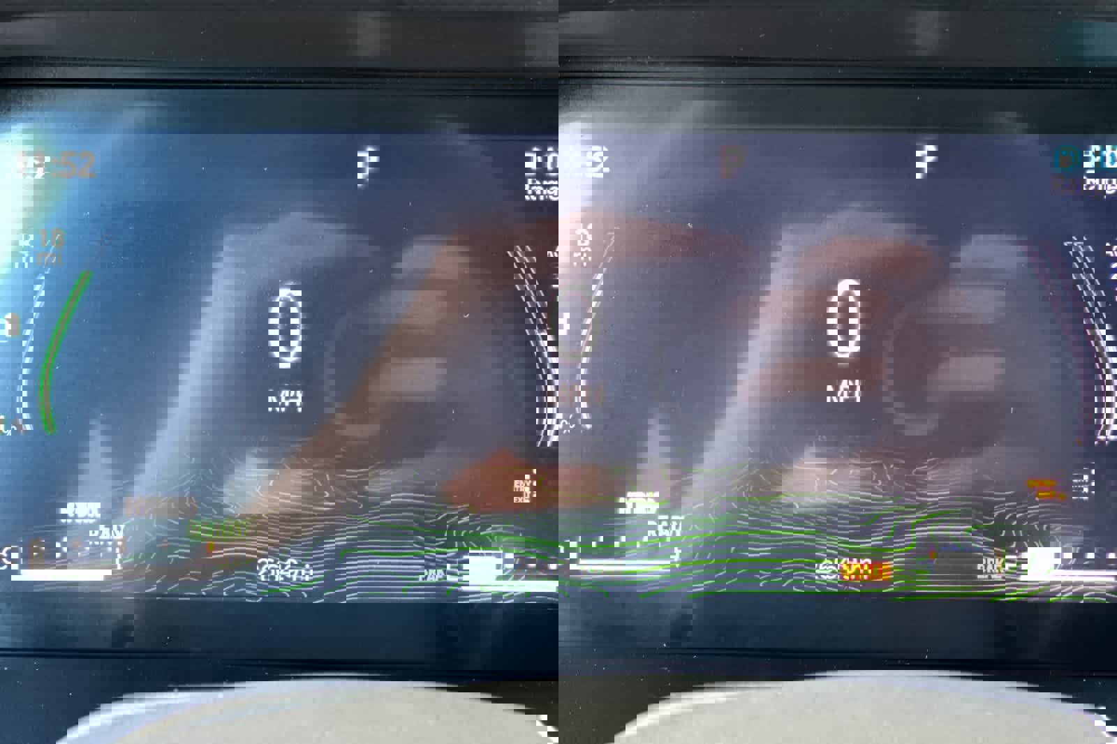 Used 2022 Jeep Grand Cherokee Overland w/ Advanced Protech Group III image 31