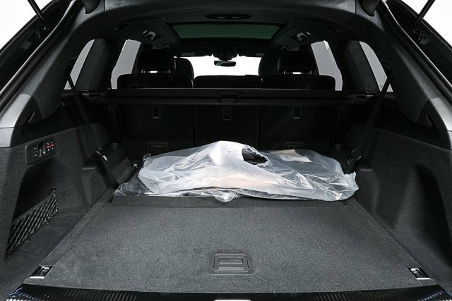 New 2025 Audi Q7 3.0T Prestige image 28
