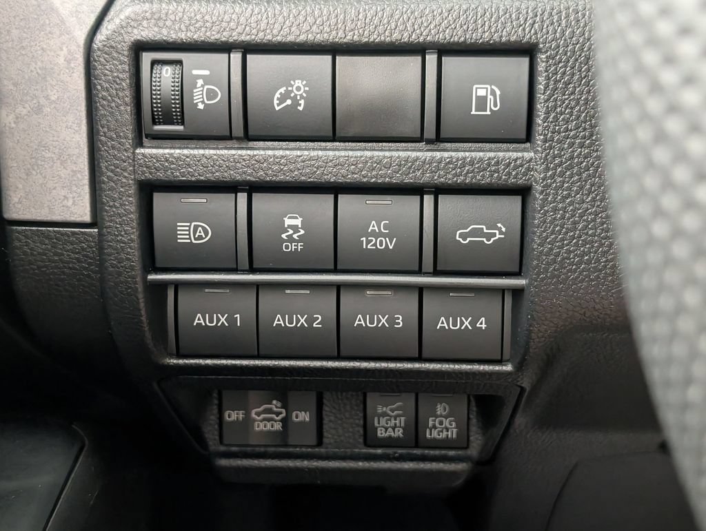 Used 2025 Toyota Tacoma 4x4 Double Cab Hybrid w/ Tow Tech Package image 15