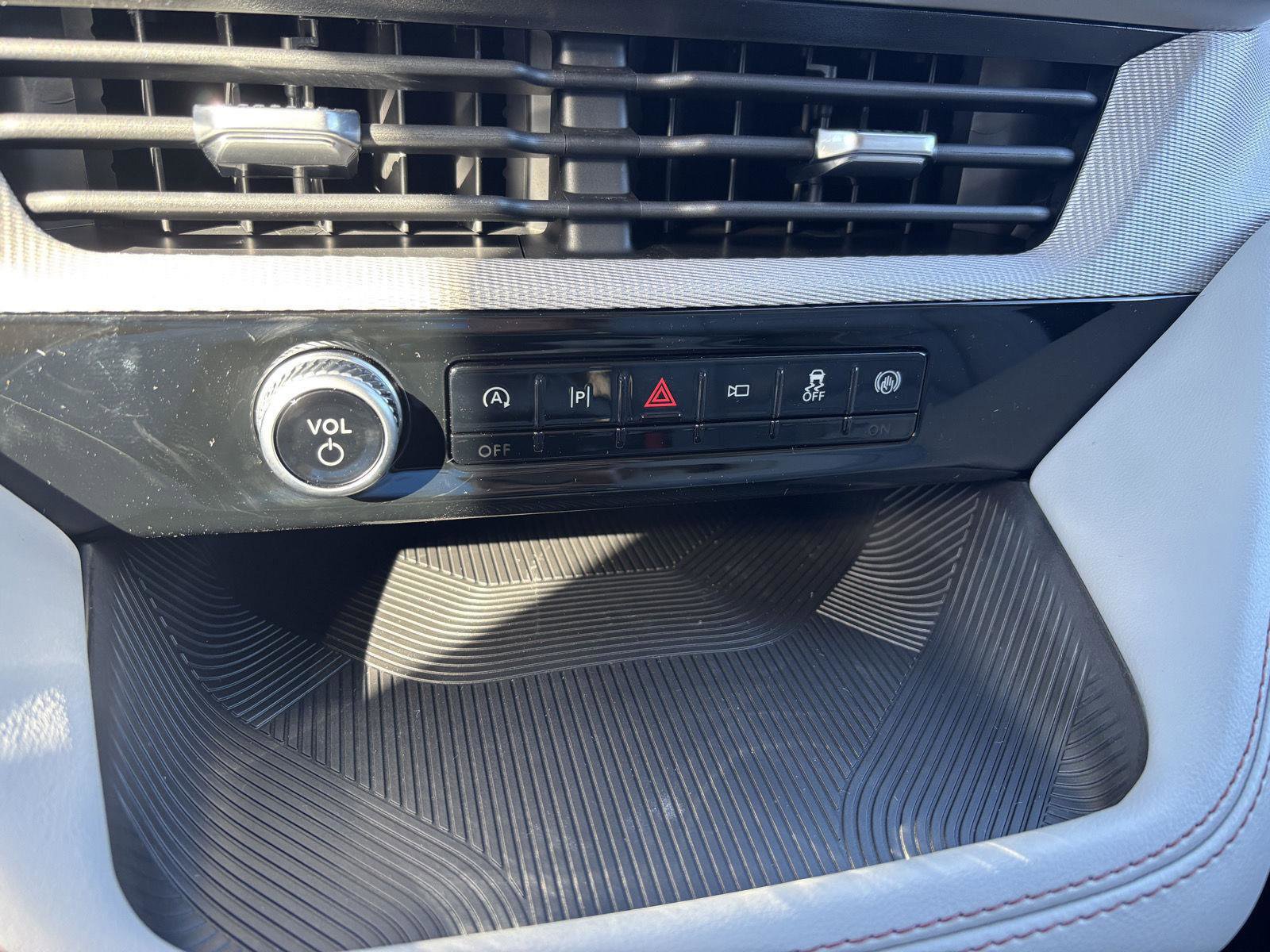 New 2026 Ford Explorer Active image 23