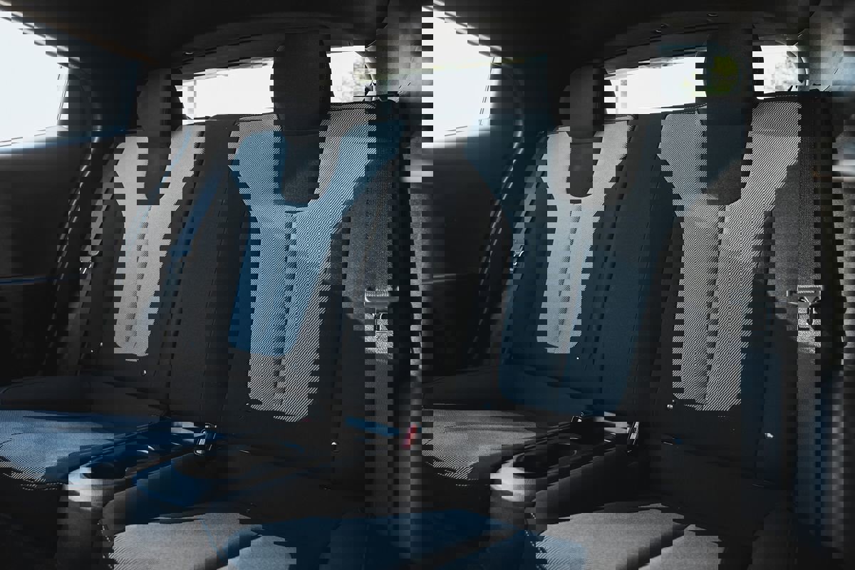 Used 2019 Hyundai Veloster 2.0 image 14