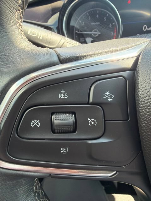 Certified 2022 Buick Encore GX Preferred w/ Cold Weather Comfort Package AWD/4WD image 15