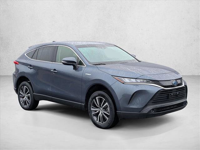 Used 2021 Toyota Venza LE image 3