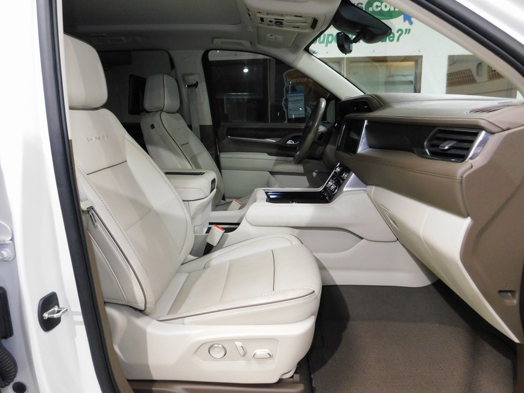 Used 2023 GMC Yukon Denali image 97