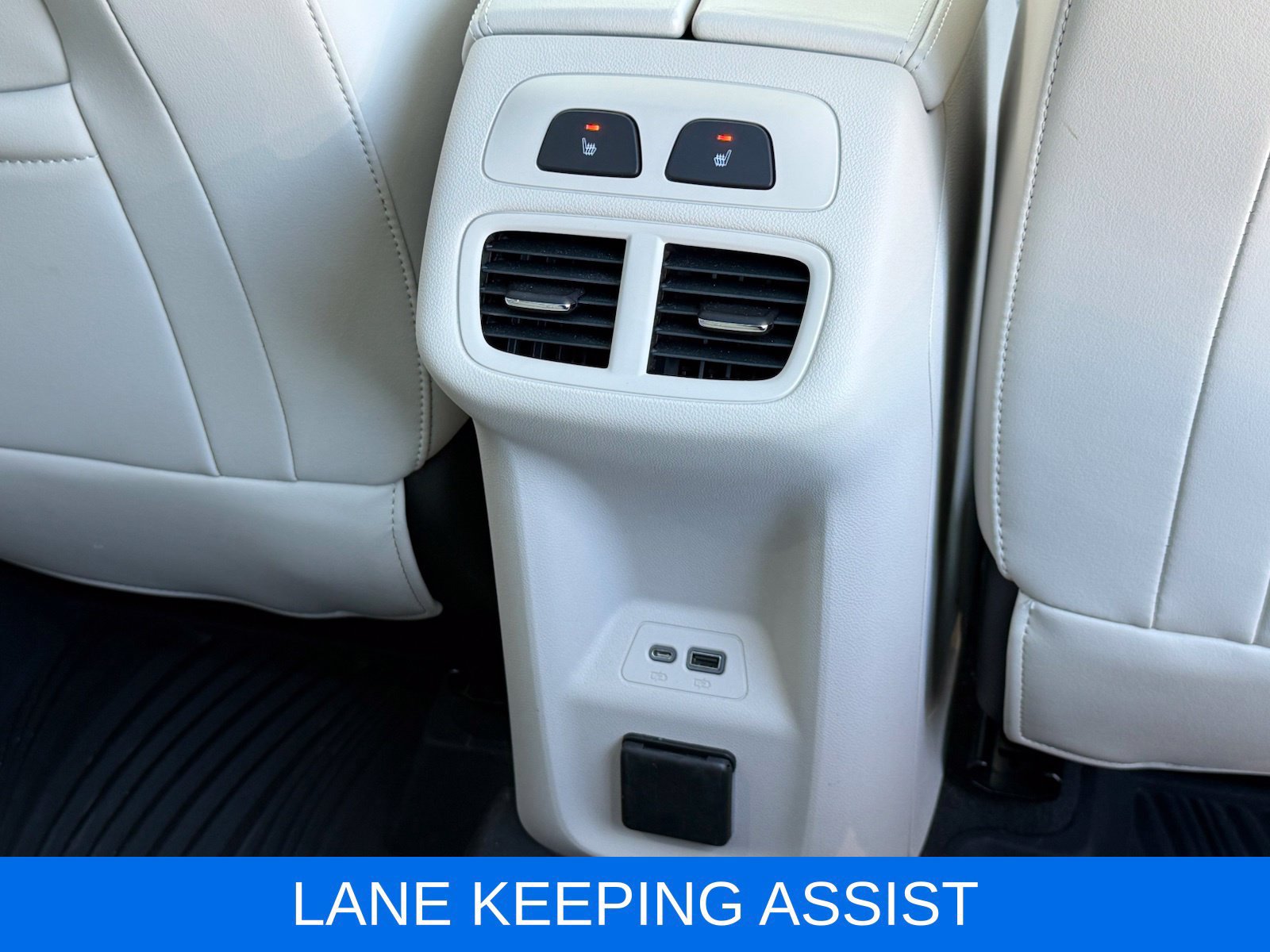 Used 2023 Buick Envision Avenir AWD/4WD image 20
