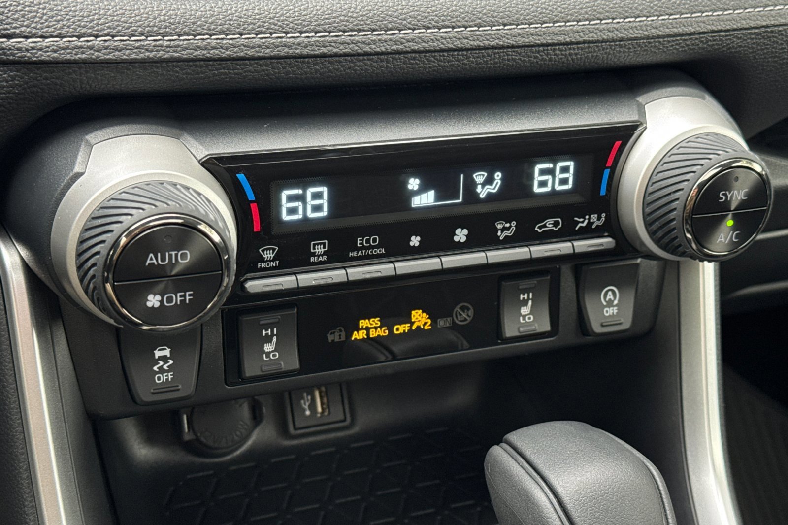 New 2025 Toyota RAV4 XLE image 24