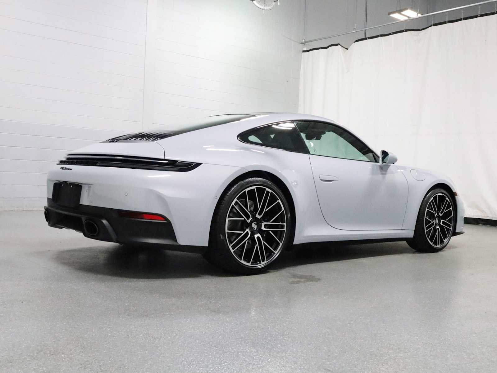 Certified 2026 Porsche 911 Carrera RWD image 9