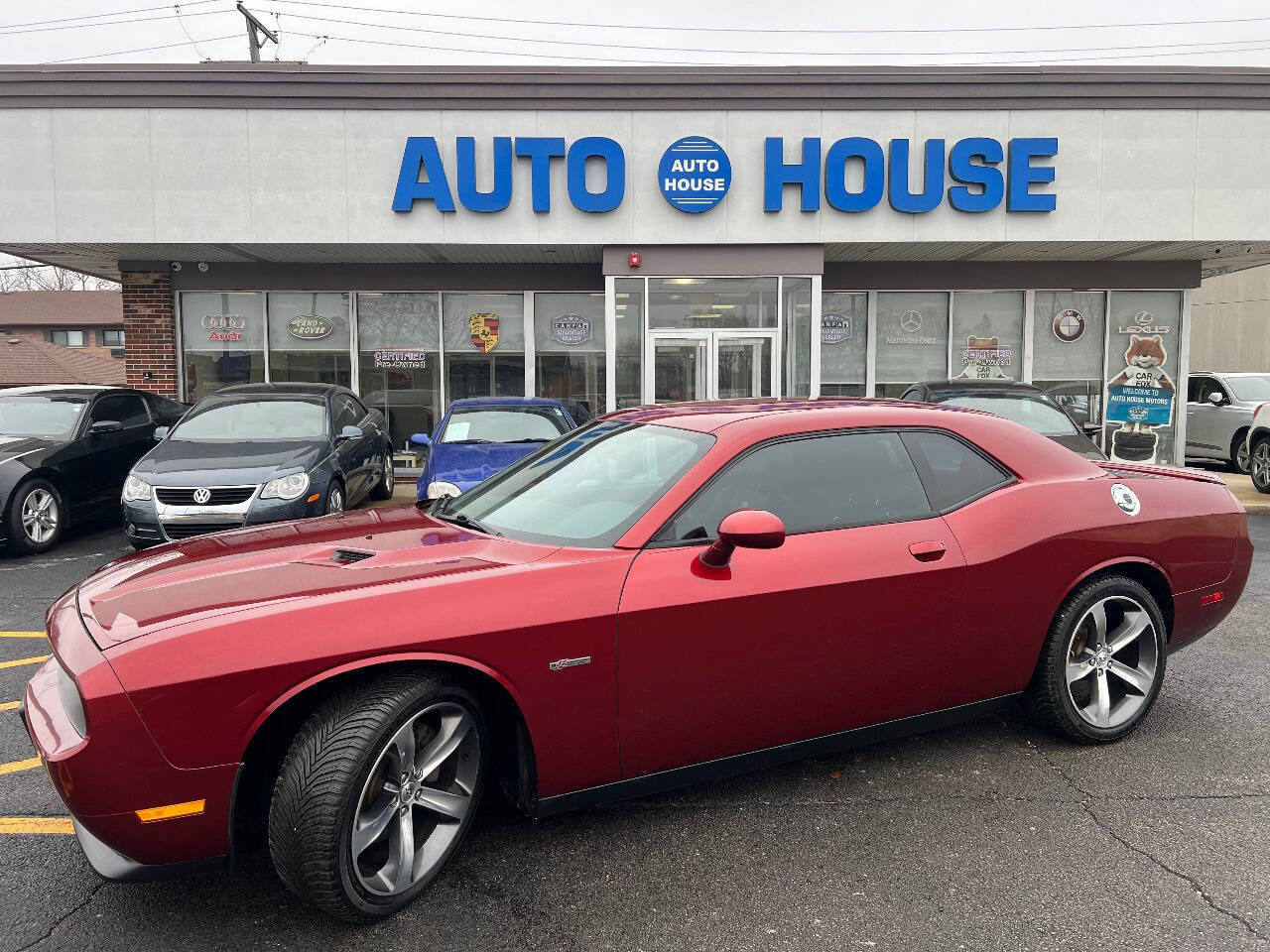 Used 2014 Dodge Challenger R/T image 1