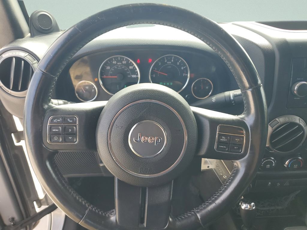 Used 2014 Jeep Wrangler Sport AWD/4WD image 12