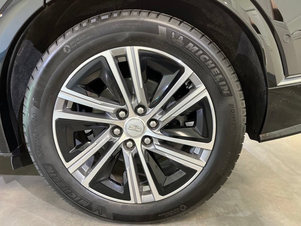 Certified 2024 Cadillac Lyriq Luxury AWD/4WD image 10