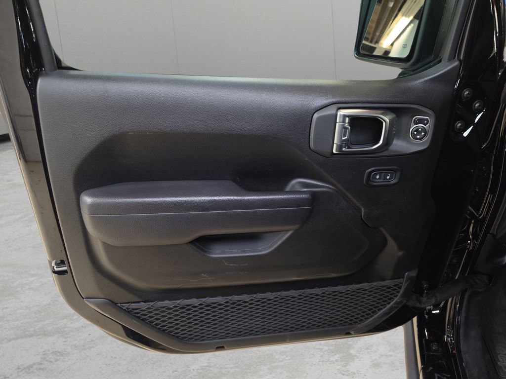 Used 2025 Jeep Wrangler Unlimited Sport S 4xe AWD/4WD image 12