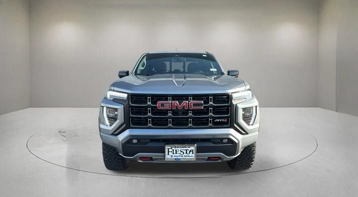 Used 2025 GMC Canyon AT4 w/ Technology Plus Package AWD/4WD image 2