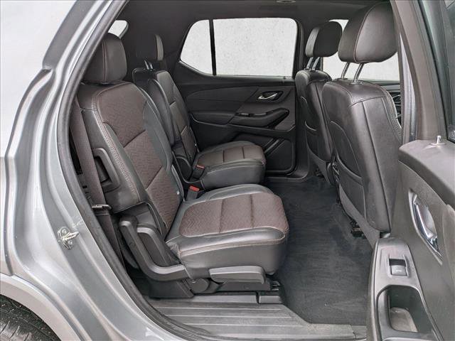 Used 2023 Chevrolet Traverse High Country FWD image 20