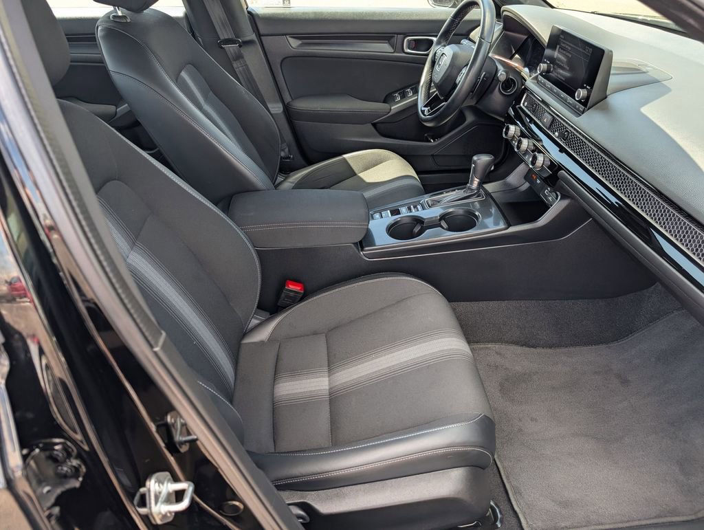 Used 2023 Honda Civic Sport image 18