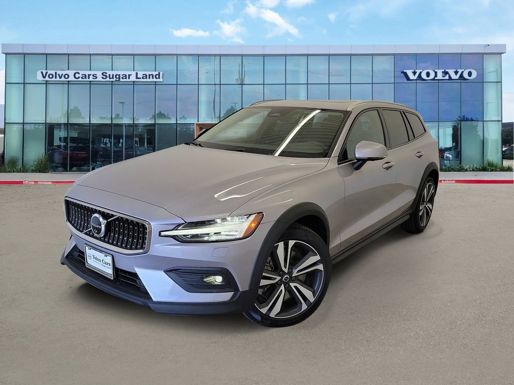 New 2026 Volvo V60 B5 Cross Country Plus w/ Protection Package Premier AWD/4WD image 1