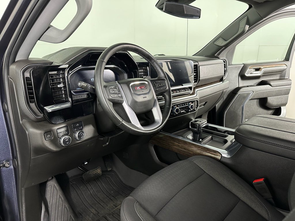 Used 2023 GMC Sierra 1500 Elevation image 14